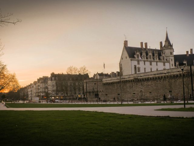 Webdoc : Visite de Nantes à travers ses archives