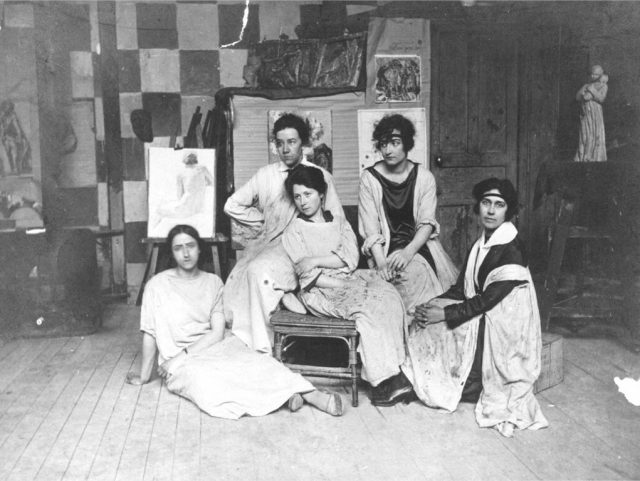 Projection "Jeanne Malivel, un soleil se lève"