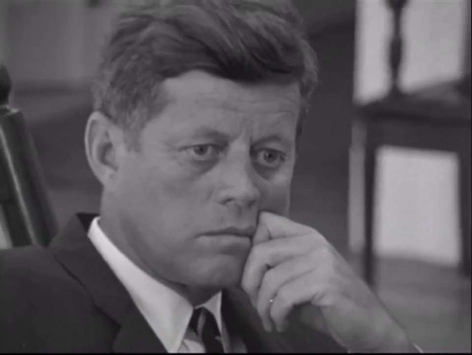 Crisis - Behind a Presidential Commitment de Robert Drew.jpeg