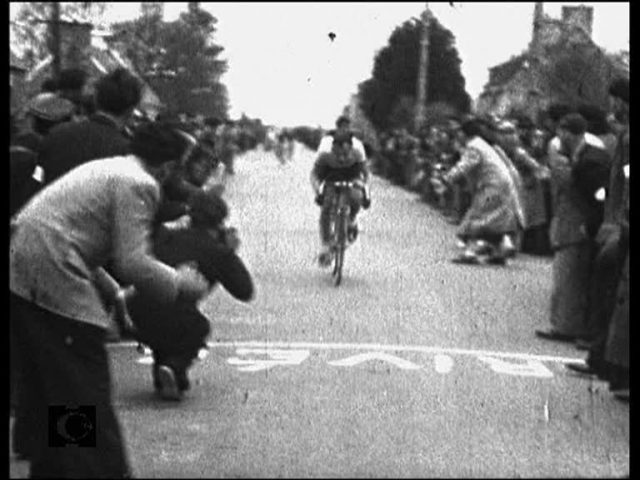 C'était hier en images : La Course au village