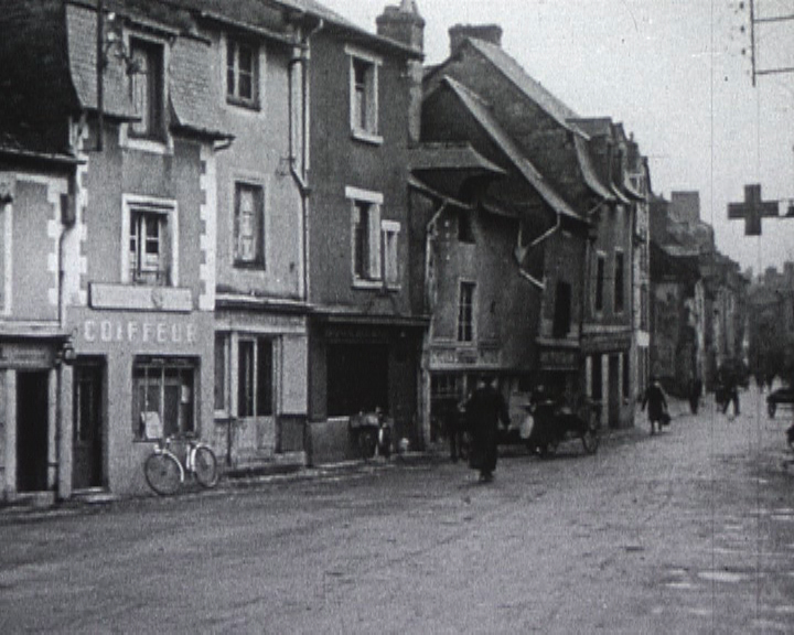 Festival Les fleurs du Mail : projection "Fenêtres sur bourg"