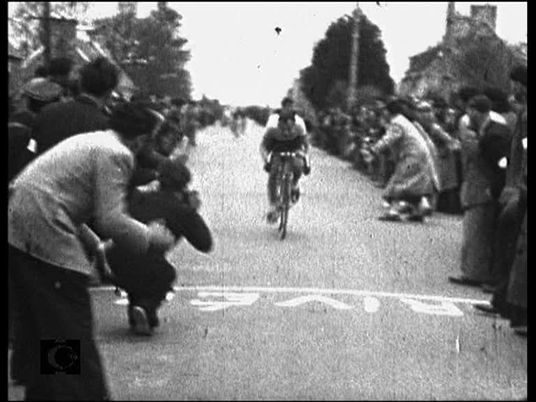 C'était hier en images : La Course au village