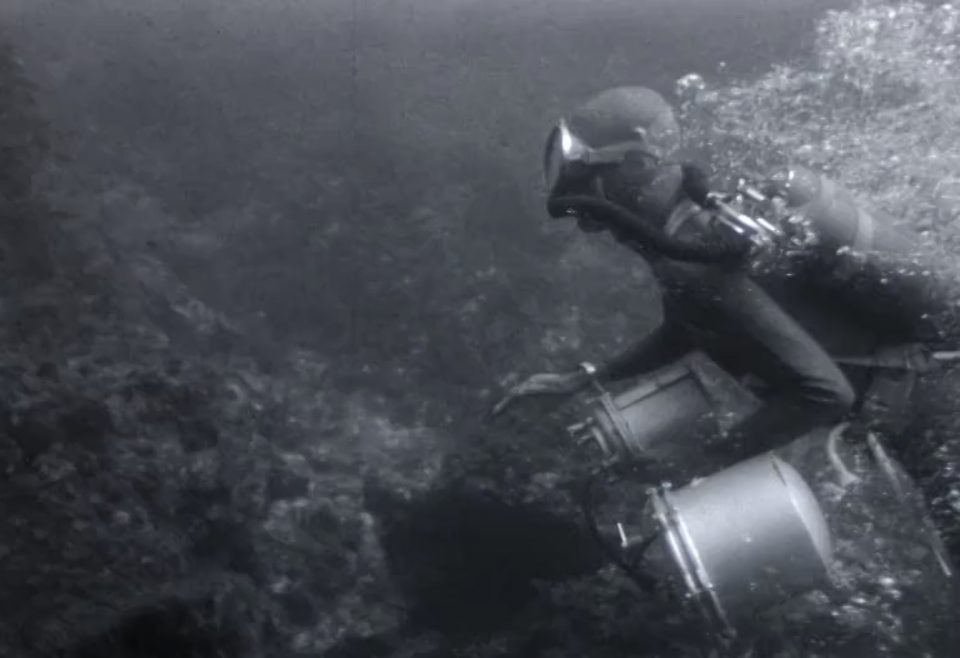 Skignadenn ar film "Plongée sous-marine" er gouel "Oubliés du cinéma"